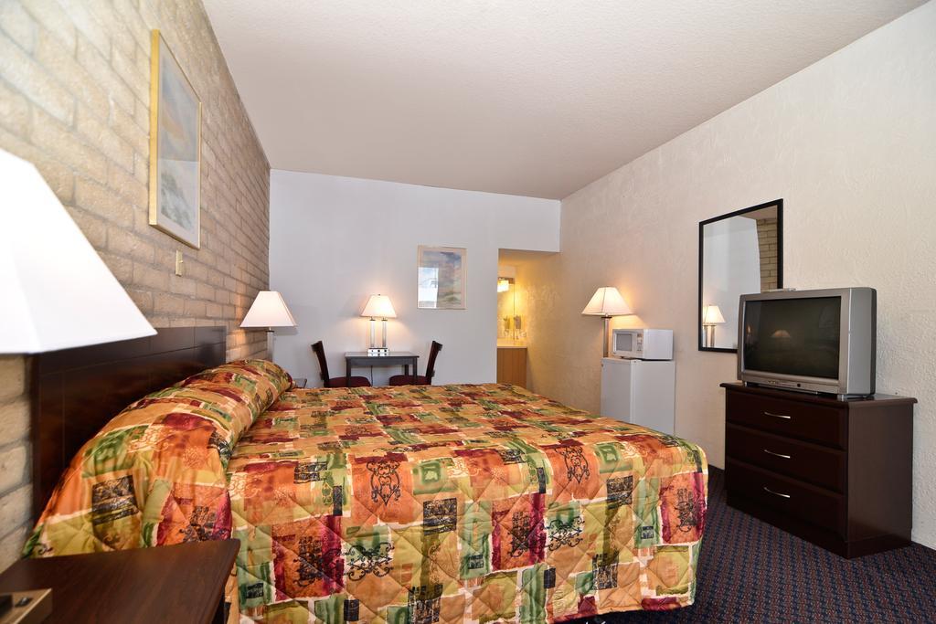 Econo Lodge San Angelo Exteriör bild